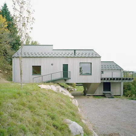 Maison Hiltiti Holiday home *